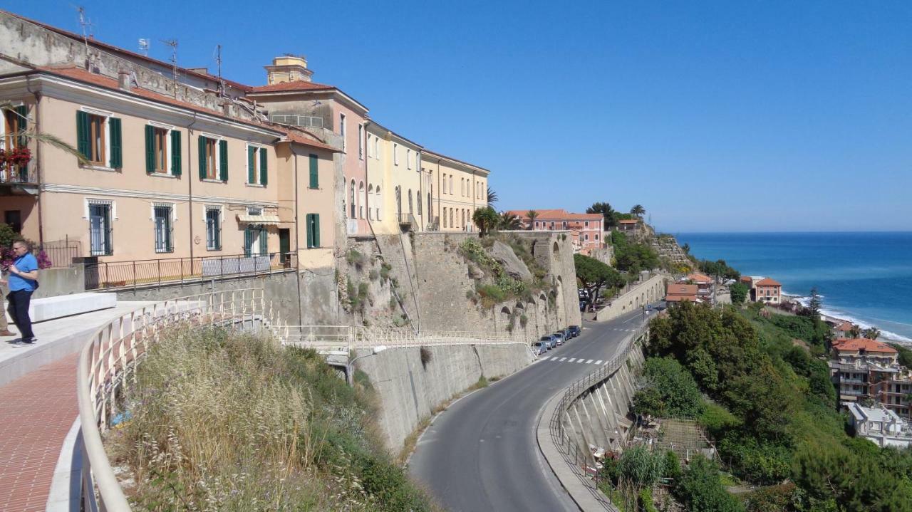 Medieval House Ventimiglia Eksteriør bilde